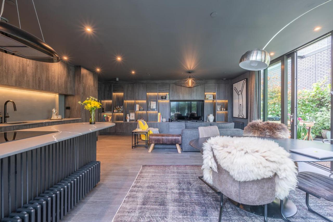 Apartment Luxurious Penthouse, Expansive Wrap-around Terrace *